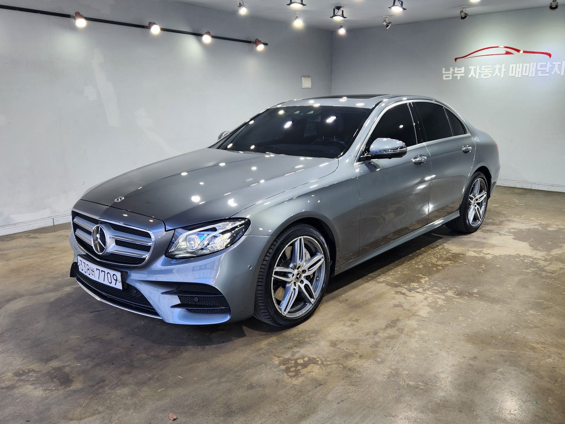 MERCEDES BENZ E-CLASS W213