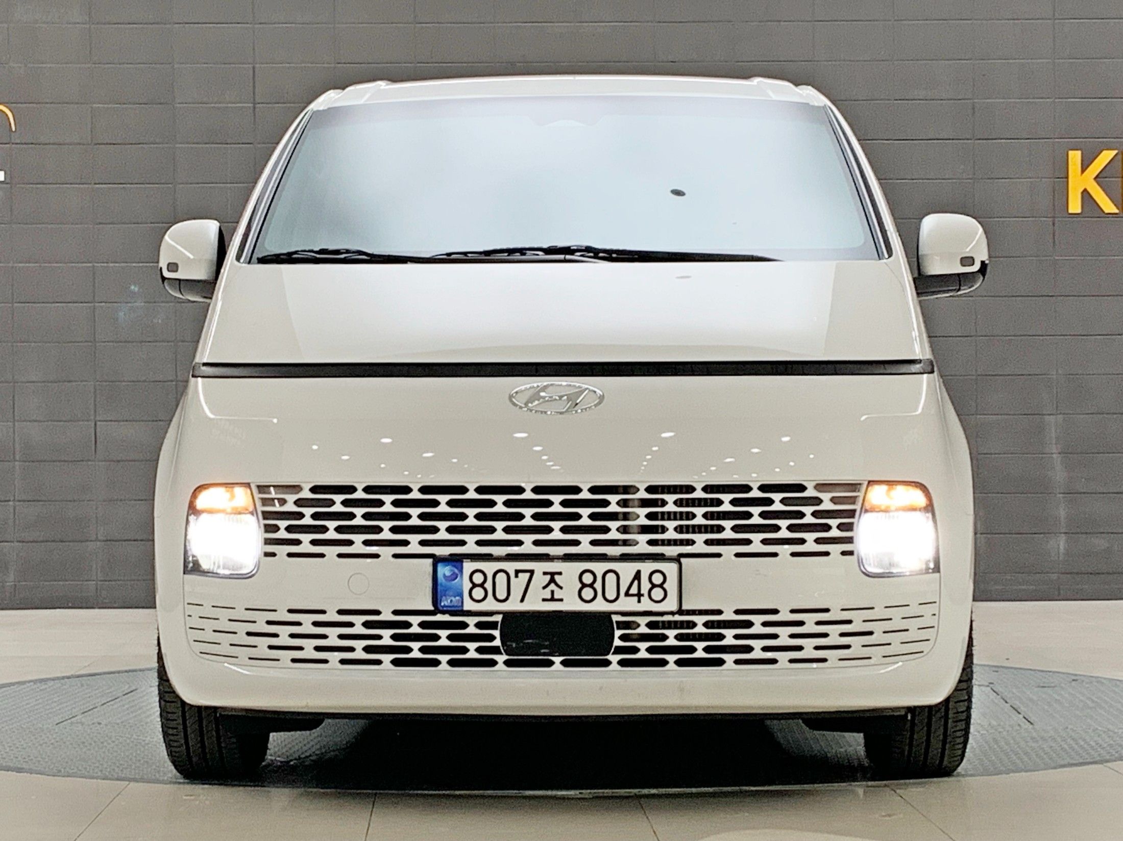 HYUNDAI STARIA 2023