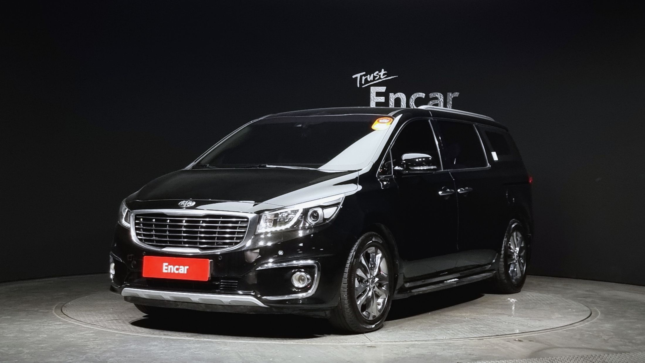 KIA CARNIVAL 2016