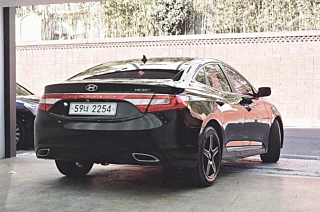 HYUNDAI GRANDEUR HG 2012
