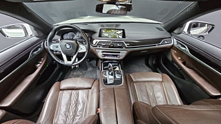 BMW 7-SERIES G11 2017