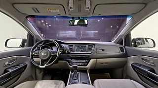 KIA CARNIVAL 2017