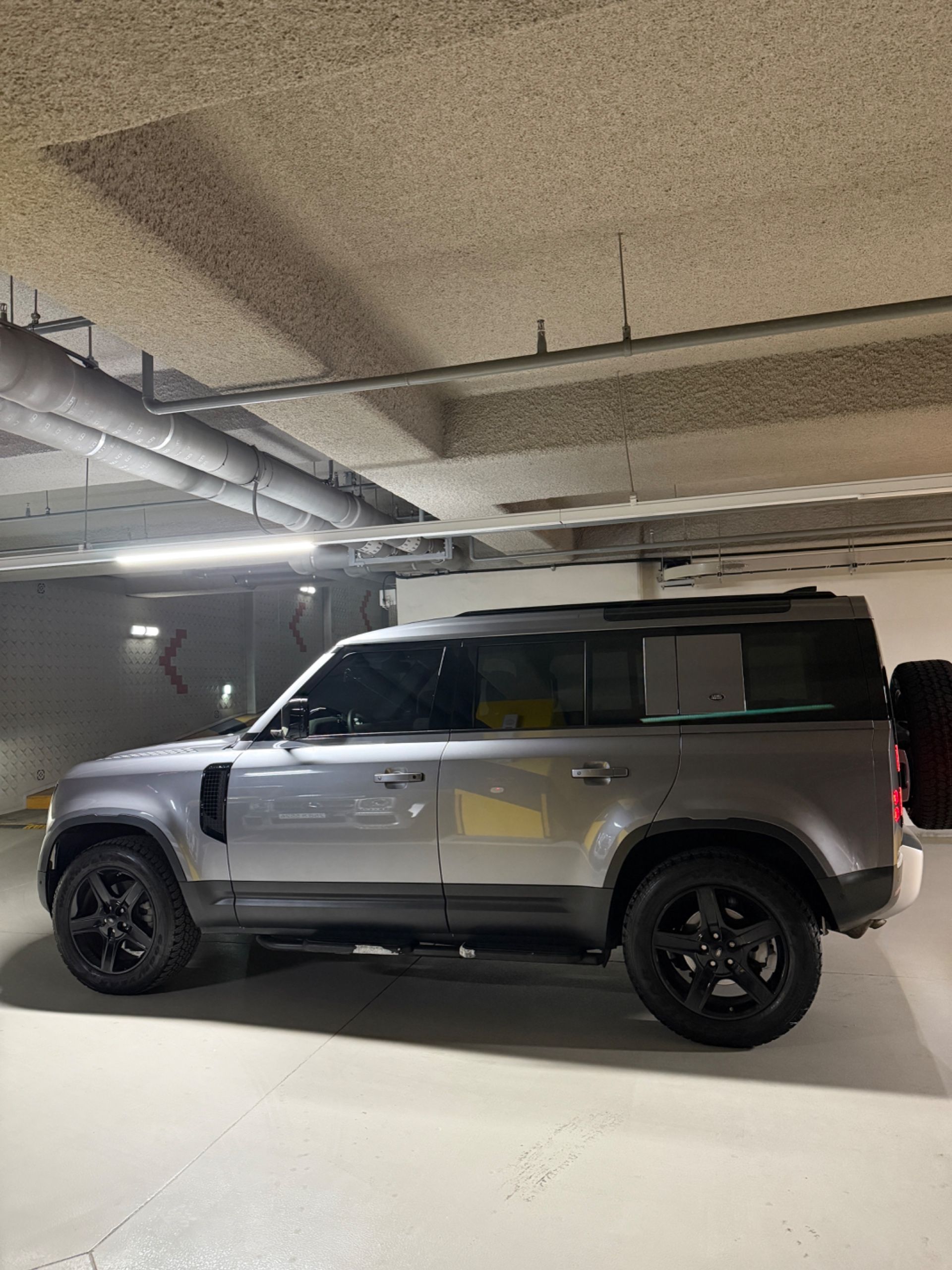 LAND ROVER DEFENDER L663 2020