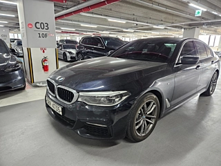 BMW 5-SERIES G30