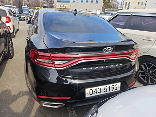 HYUNDAI GRANDEUR IG 2018