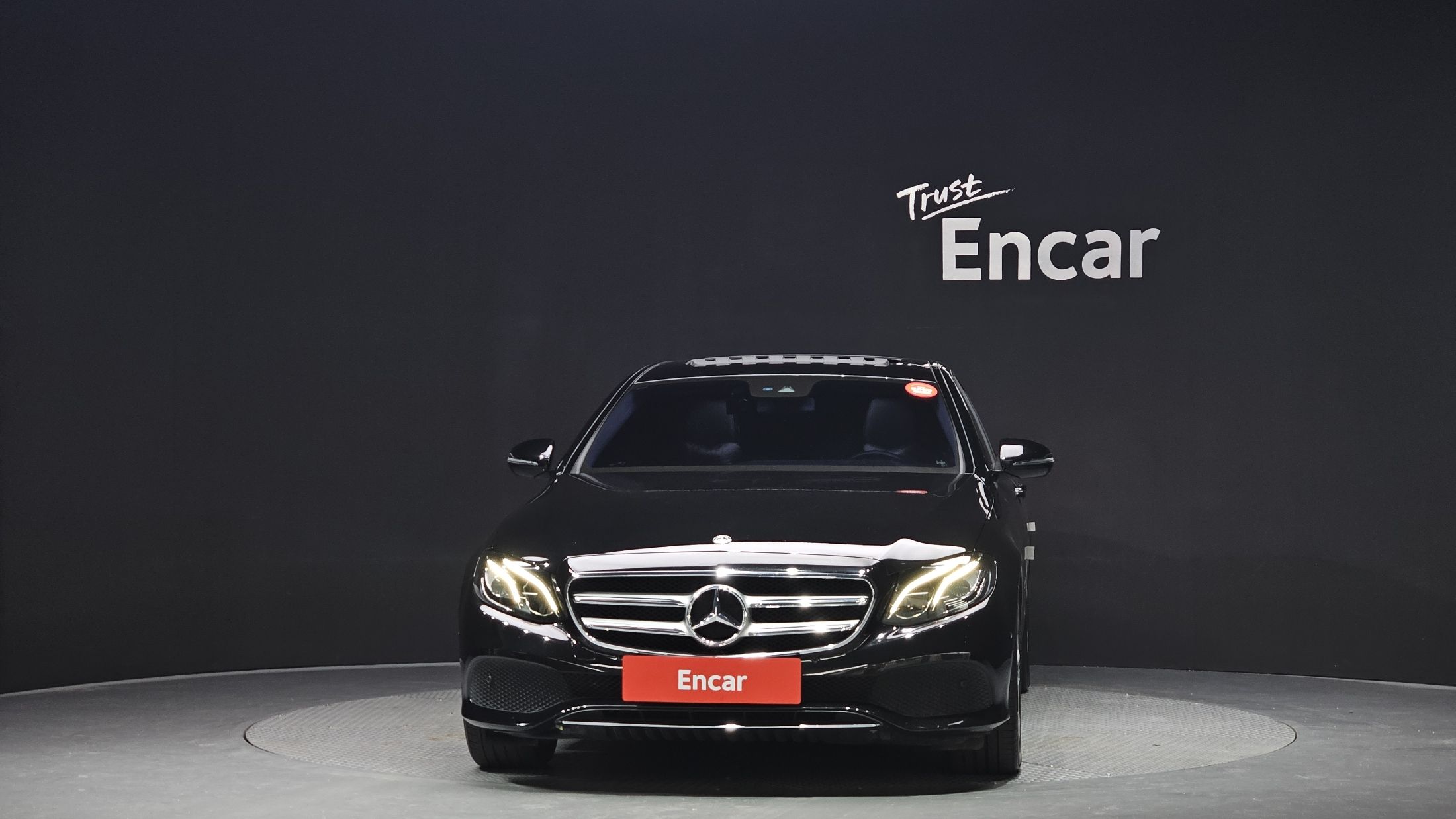 MERCEDES BENZ E-CLASS W213 2018