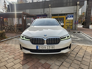 BMW 5-SERIES G30 2022