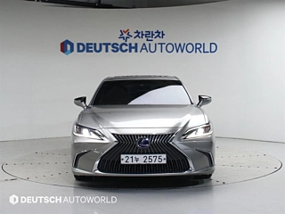 LEXUS ES300H 2018