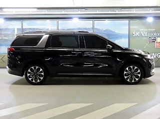 KIA CARNIVAL 2023