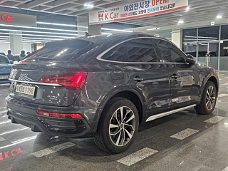 AUDI Q5 FY 2022