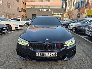 BMW 5-SERIES G30 2019