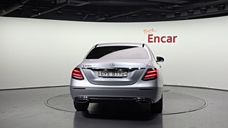 MERCEDES BENZ E-CLASS W213 2017