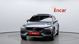 VOLVO V60 CROSS COUNTRY 2020