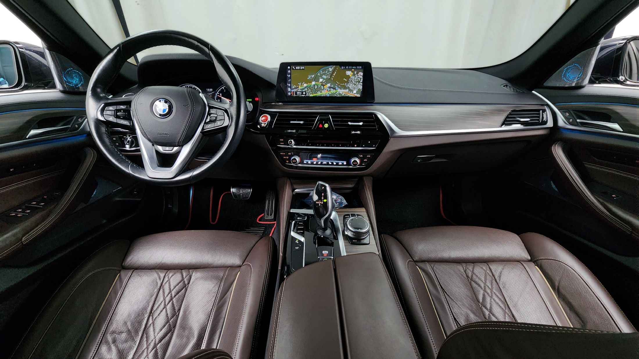 BMW 5-SERIES G30 2018