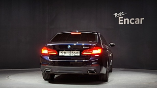 BMW 5-SERIES G30 2018