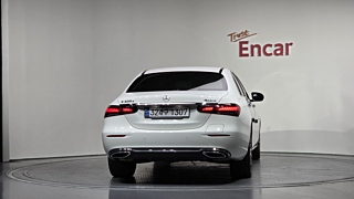 MERCEDES BENZ E-CLASS W213 2021