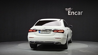 MERCEDES BENZ E-CLASS W213 2022