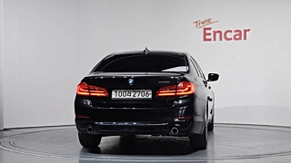 BMW 5-SERIES G30 2020