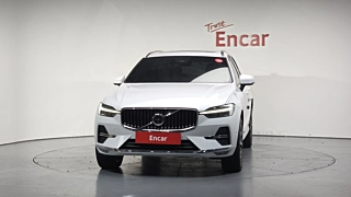 VOLVO XC60 2023