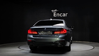 BMW 5-SERIES G30 2018