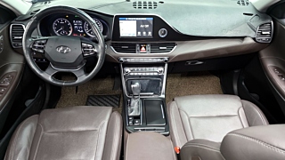 HYUNDAI GRANDEUR IG 2017