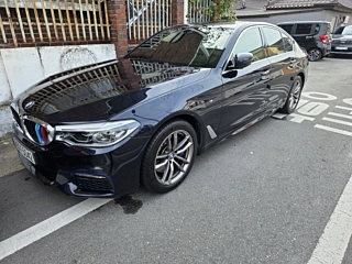 BMW 5-SERIES G30 2018
