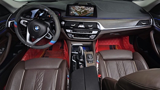 BMW 5-SERIES G30 2019