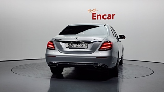 MERCEDES BENZ E-CLASS W213 2017