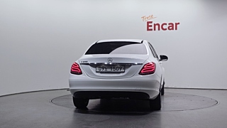 MERCEDES BENZ C-CLASS W205 2018