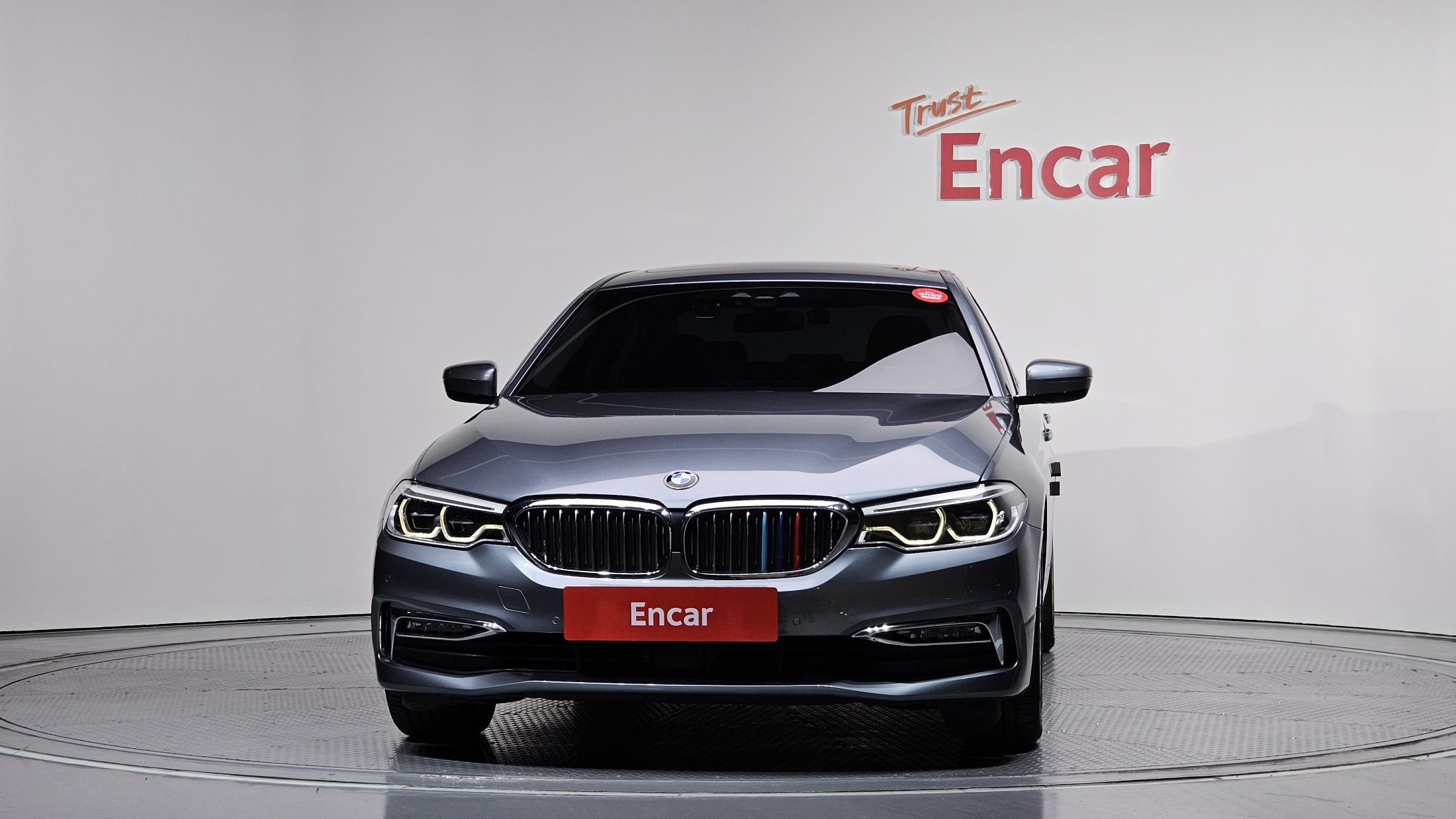 BMW 5-SERIES G30 2018