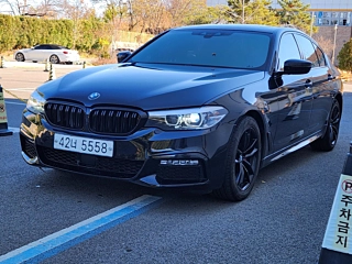 BMW 5-SERIES G30 2017