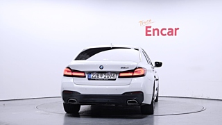 BMW 5-SERIES G30 2022