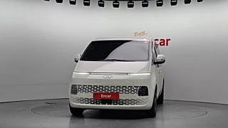 HYUNDAI STARIA 2023