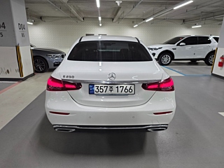 MERCEDES BENZ E-CLASS W213 2023