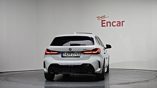 BMW 1-SERIES F40 2020