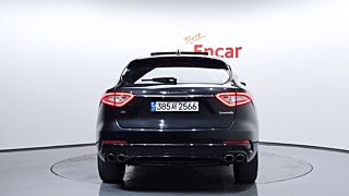 MASERATI LEVANTE 2019