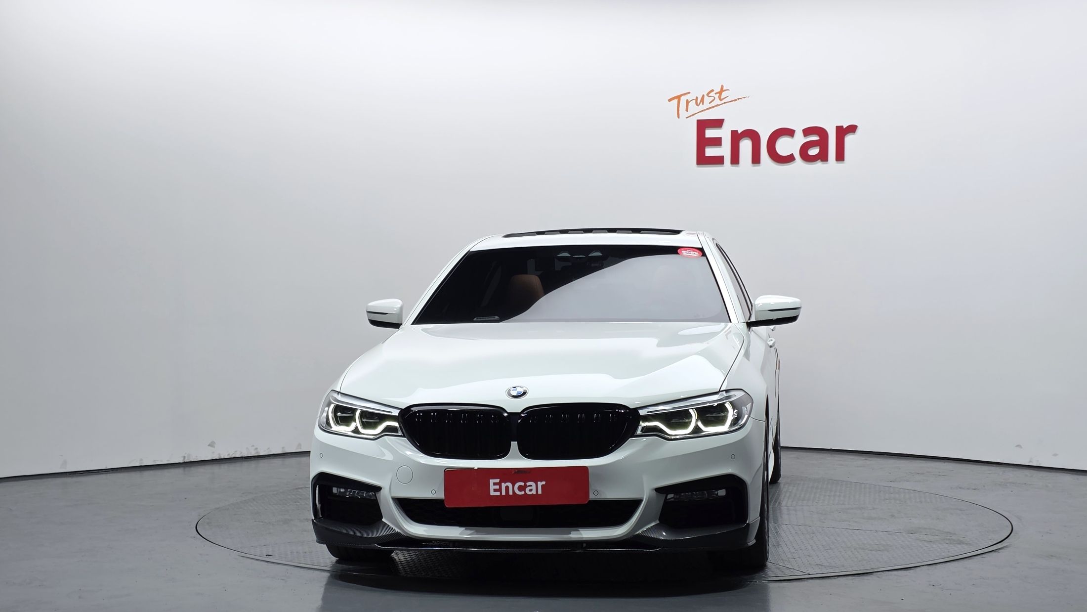 BMW 5-SERIES G30 2017