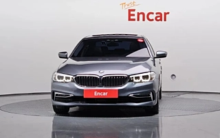 BMW 5-SERIES G30 2019