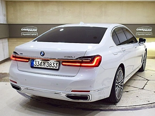 BMW 7-SERIES G11 2021