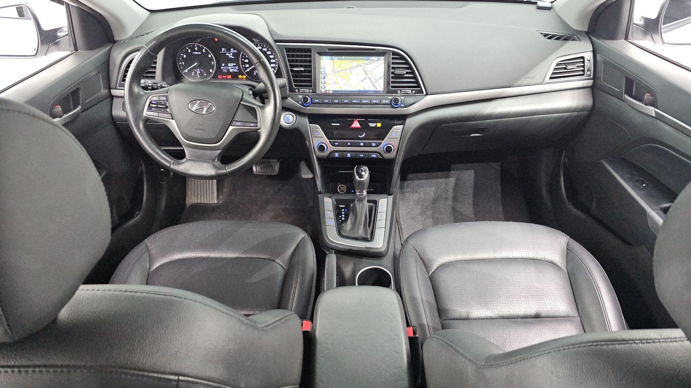 HYUNDAI AVANTE AD 2016