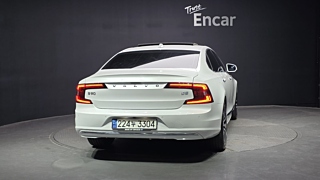 VOLVO S90 2021