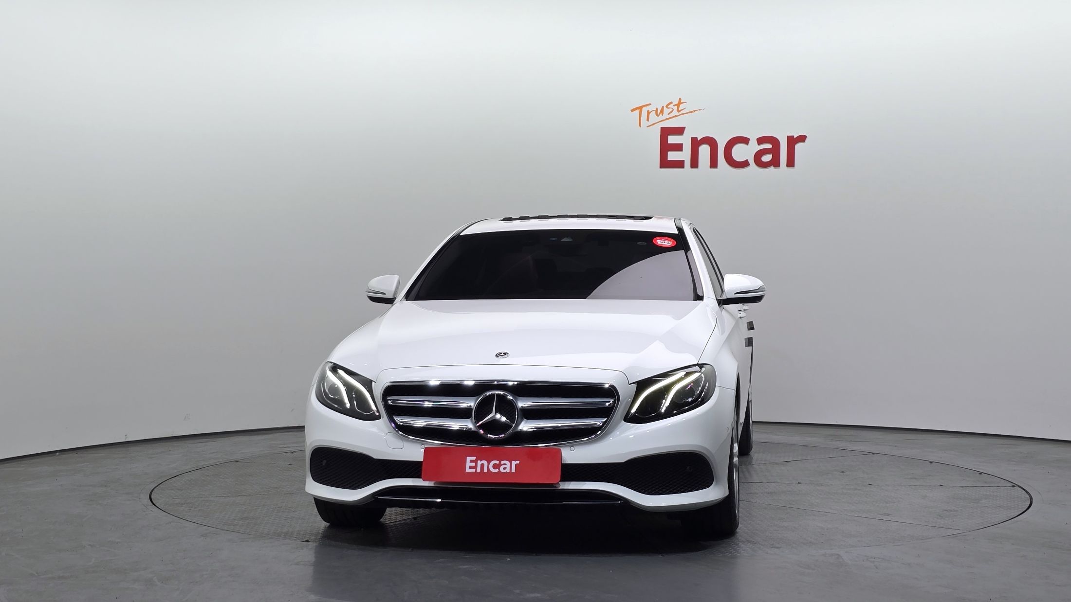 MERCEDES BENZ E-CLASS W213 2018