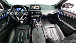BMW 5-SERIES G30 2017
