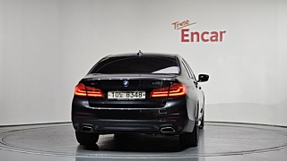 BMW 5-SERIES G30 2018