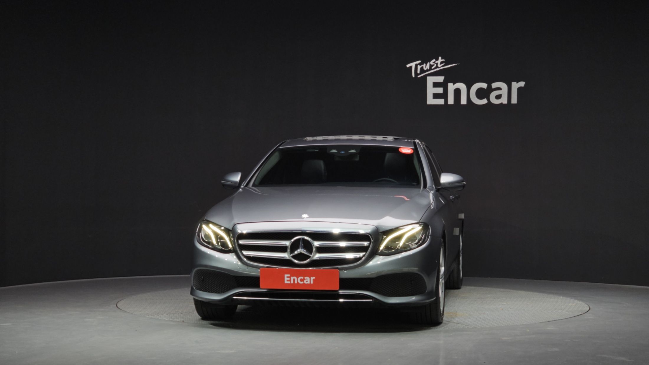 MERCEDES BENZ E-CLASS W213 2017