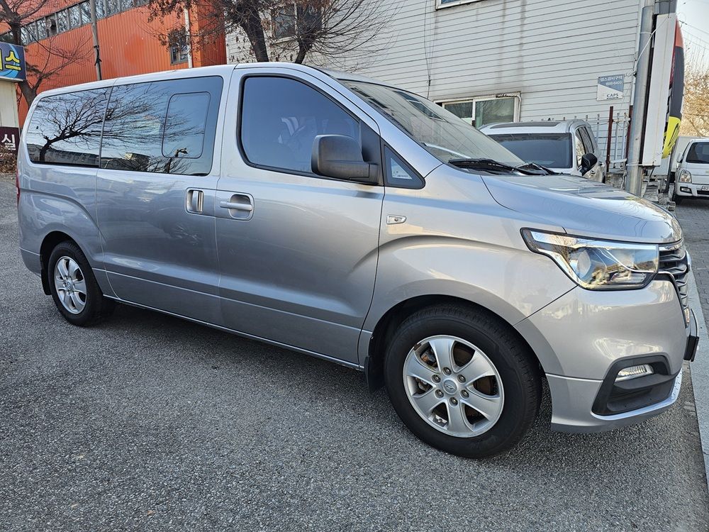 HYUNDAI STAREX GRAND 2018