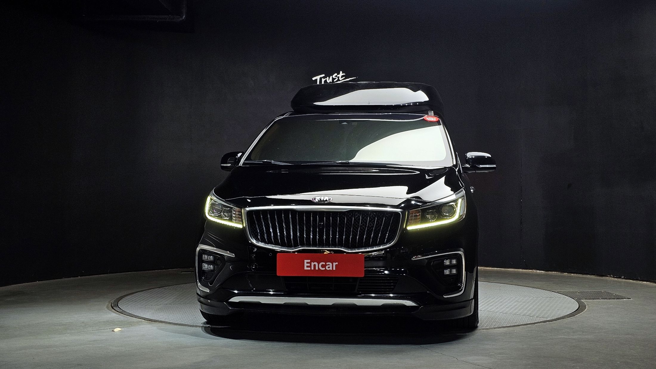 KIA CARNIVAL 2019