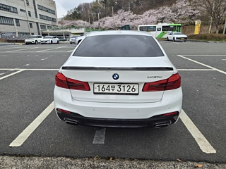 BMW 5-SERIES G30 2020