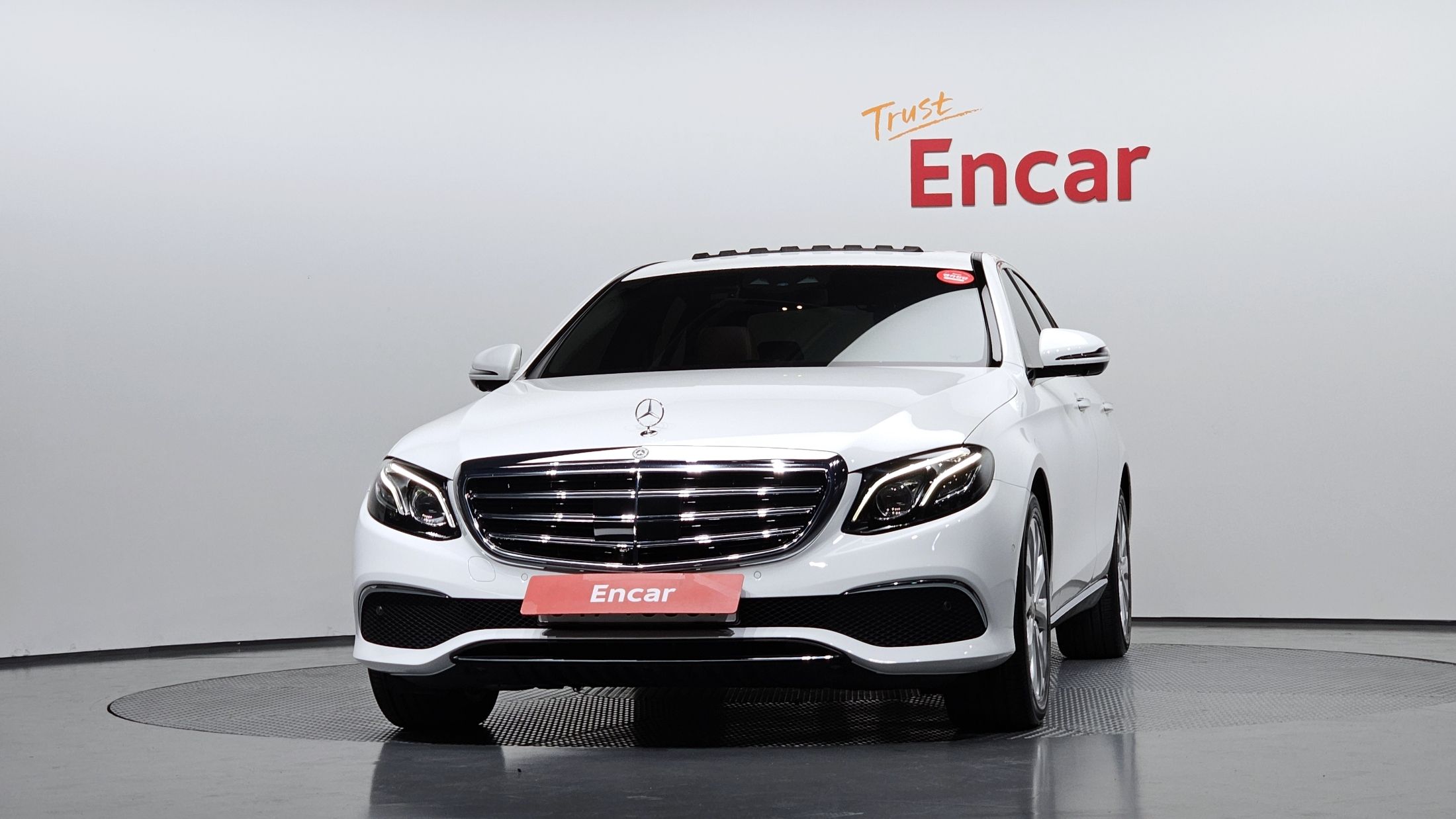 MERCEDES BENZ E-CLASS W213 2020