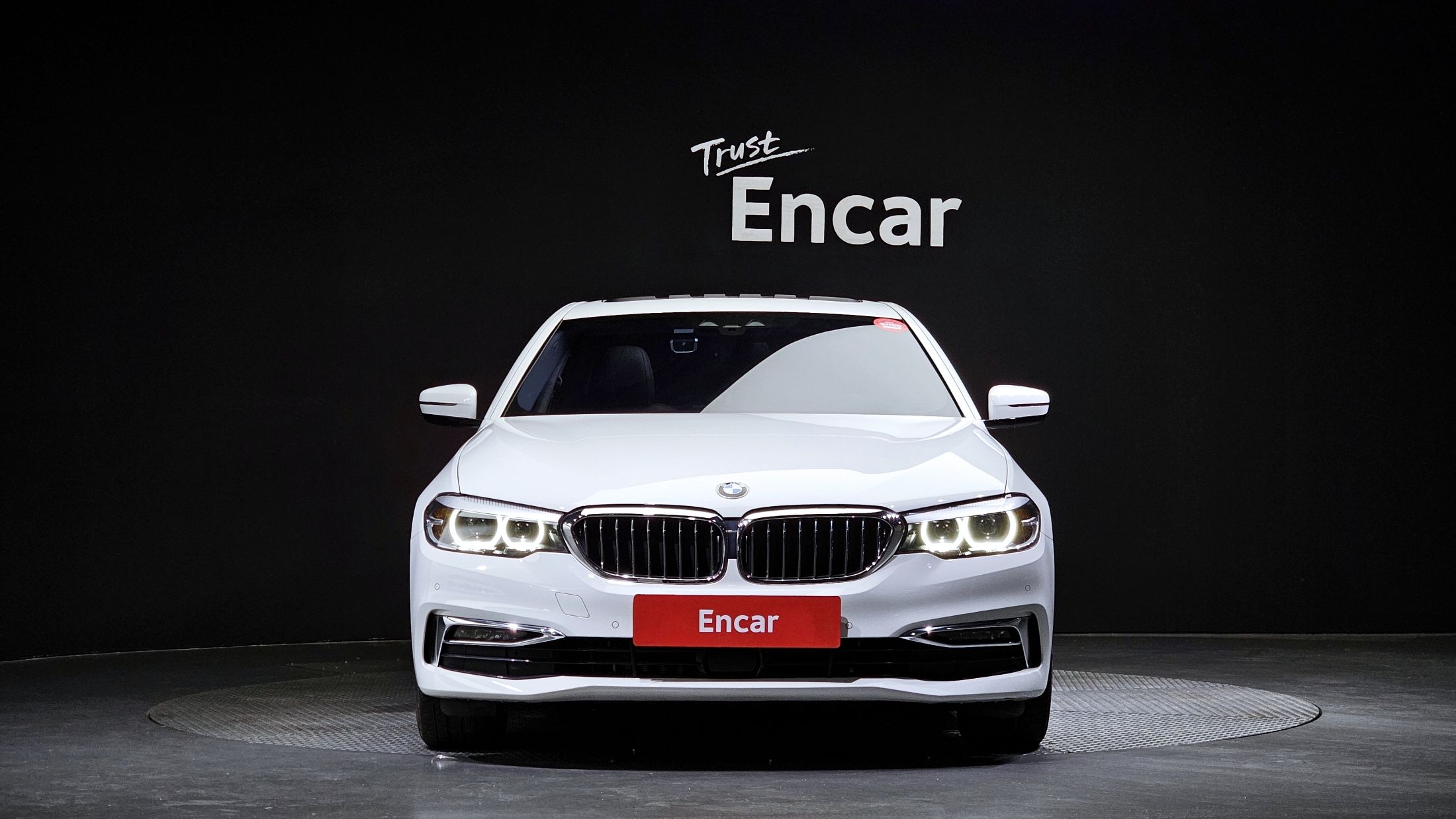 BMW 5-SERIES G30 2019